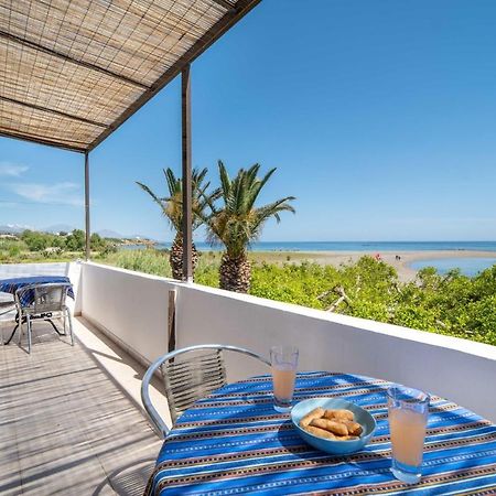 Milos Studios & Beach House Frangocastelo ภายนอก รูปภาพ