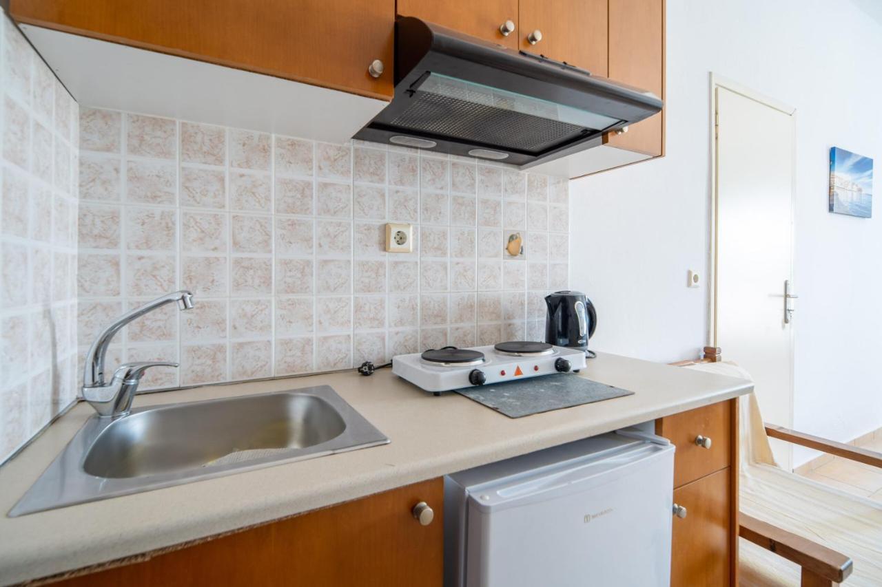 Milos Studios & Beach House Frangocastelo ภายนอก รูปภาพ