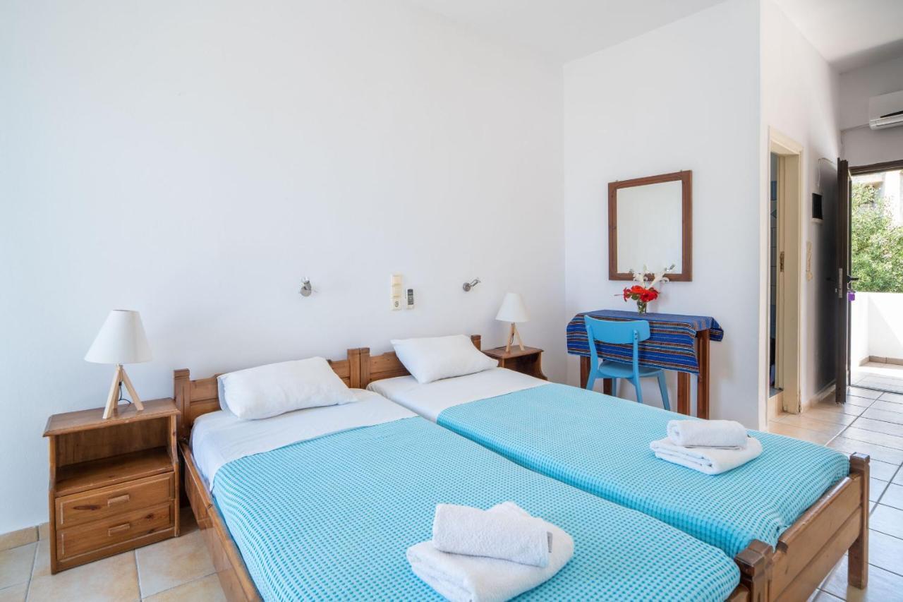 Milos Studios & Beach House Frangocastelo ภายนอก รูปภาพ