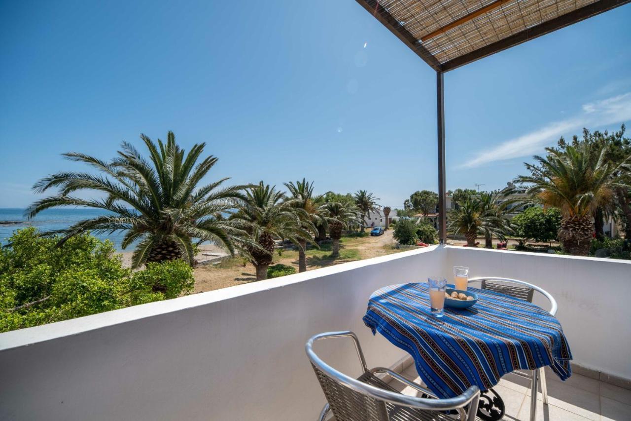 Milos Studios & Beach House Frangocastelo ภายนอก รูปภาพ