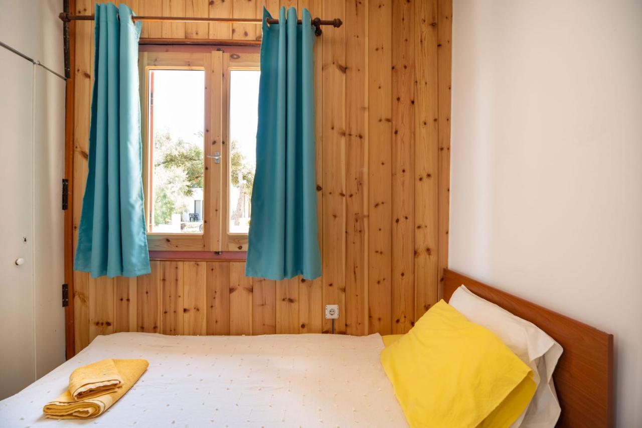 Milos Studios & Beach House Frangocastelo ภายนอก รูปภาพ