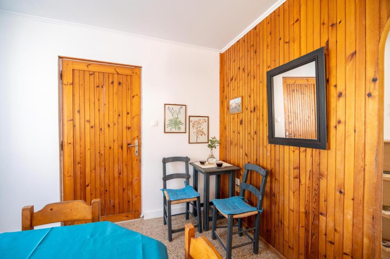 Milos Studios & Beach House Frangocastelo ภายนอก รูปภาพ