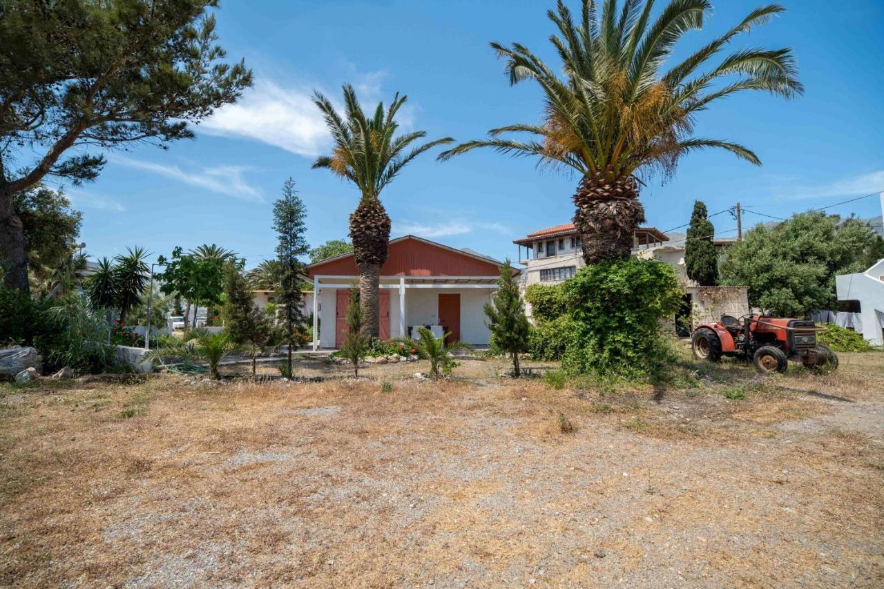 Milos Studios & Beach House Frangocastelo ภายนอก รูปภาพ