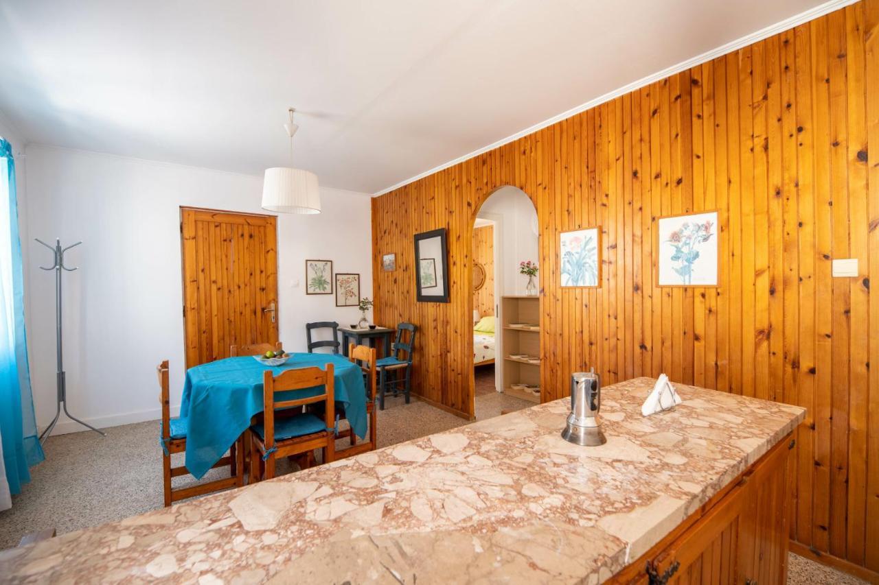 Milos Studios & Beach House Frangocastelo ภายนอก รูปภาพ