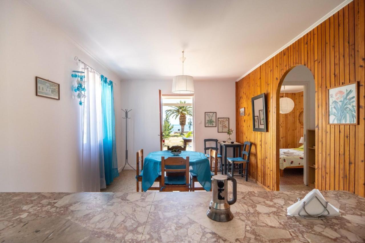 Milos Studios & Beach House Frangocastelo ภายนอก รูปภาพ