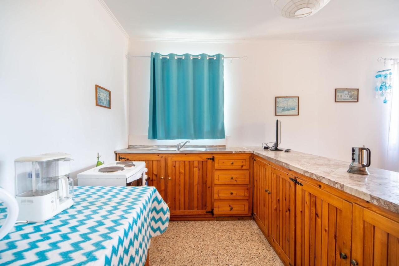 Milos Studios & Beach House Frangocastelo ภายนอก รูปภาพ