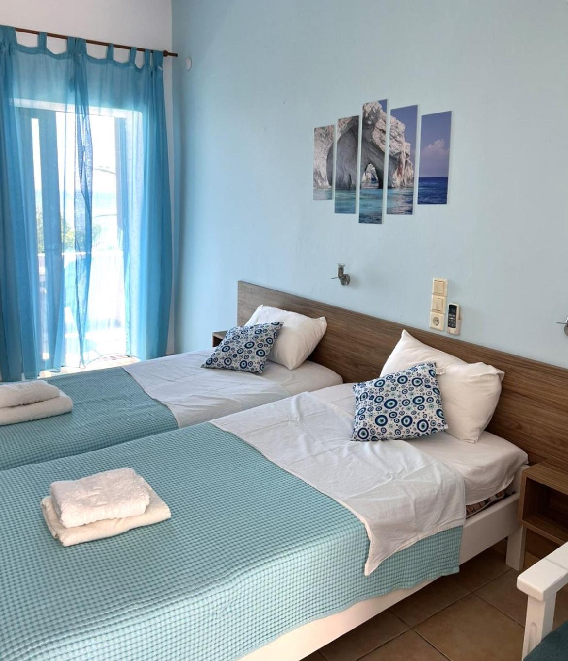 Milos Studios & Beach House Frangocastelo ภายนอก รูปภาพ